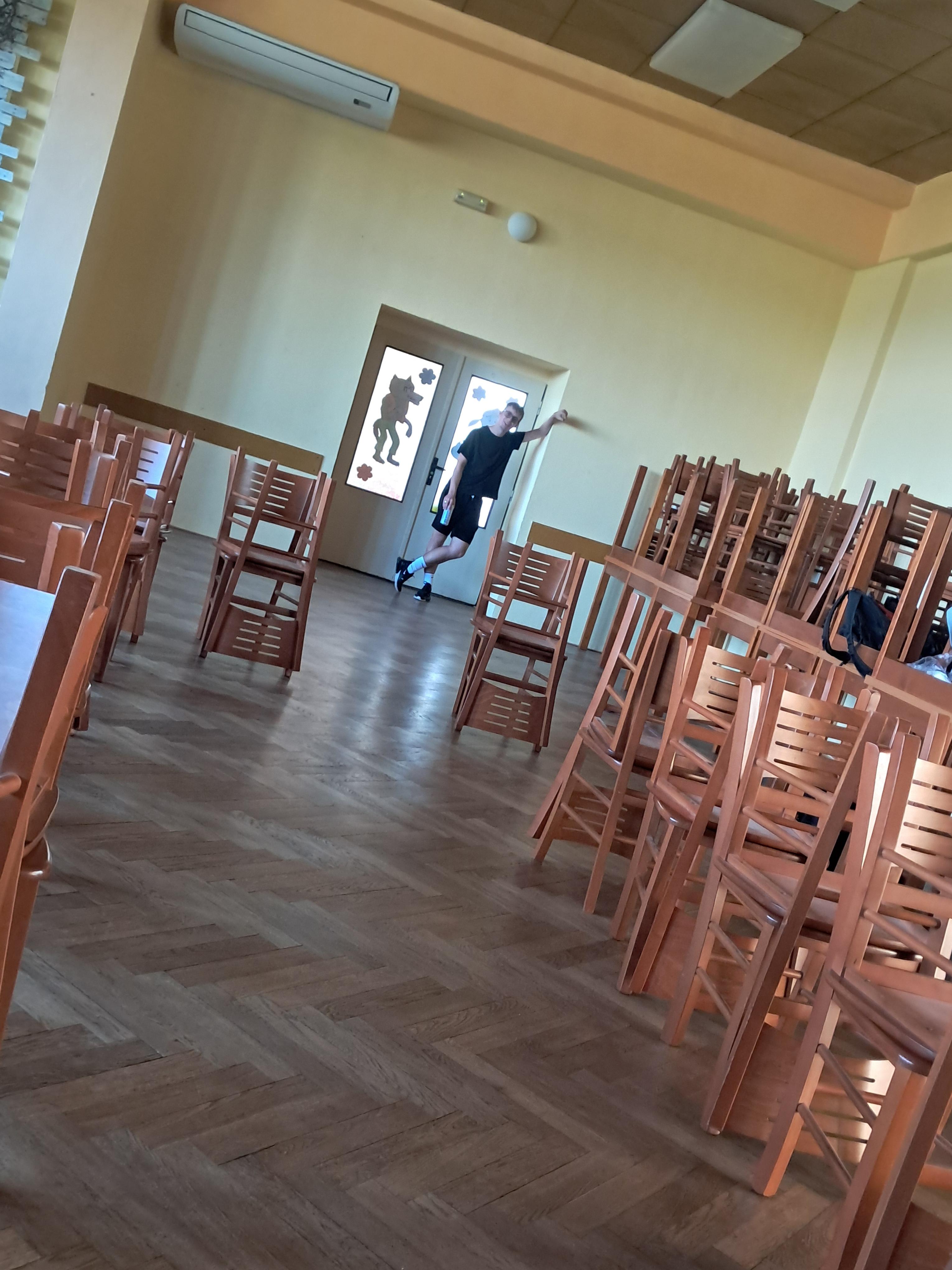 Budka na Fox street – divadlo_divokych_diletantu_budka_na_fox_street_6_n9fzk0gj9x.jpeg