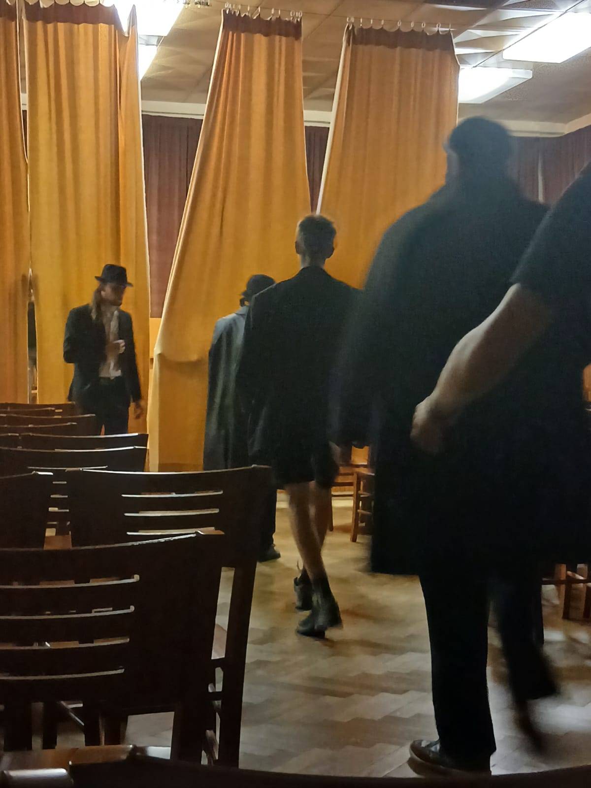 Budka na Fox street – signal_2025_09_29_234243_004_rpy6b0y37d.jpeg